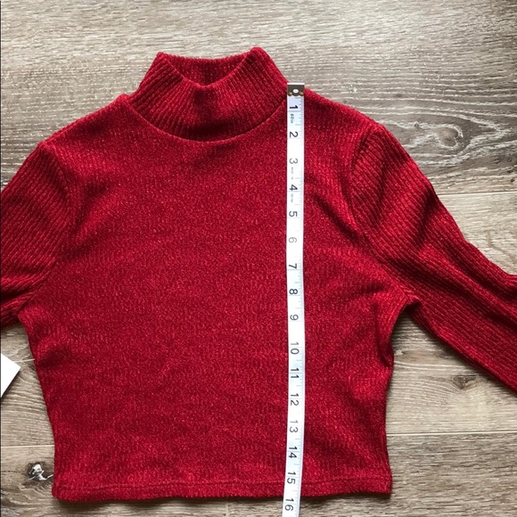 NWT Tobi Cropped Red Sweater - Picture 5 of 5